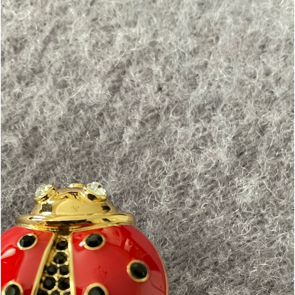 Lady bug ring. - Picture 6 of 6